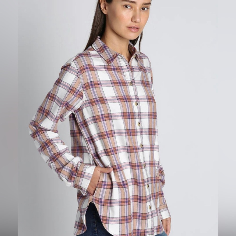 Jachs girlfriend ladies flannel shirt size Large New without Tags